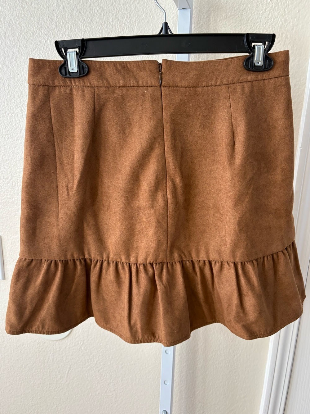 J. Crew Faux Suede Mini Skirt in Walnut - Size 2 - Picture 5 of 6